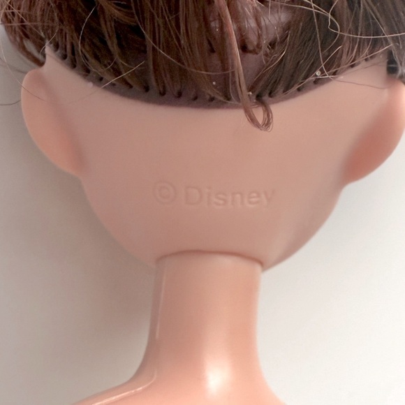 Disney Princess Belle doll from Beauty and the Beast - Picture 6 of 8